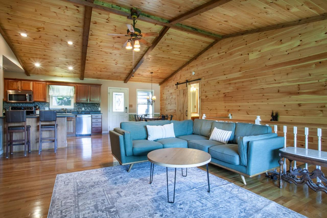Ole Smoky Bnb - Game Room, Hot Tub, Mtn Views! Pigeon Forge Exteriér fotografie