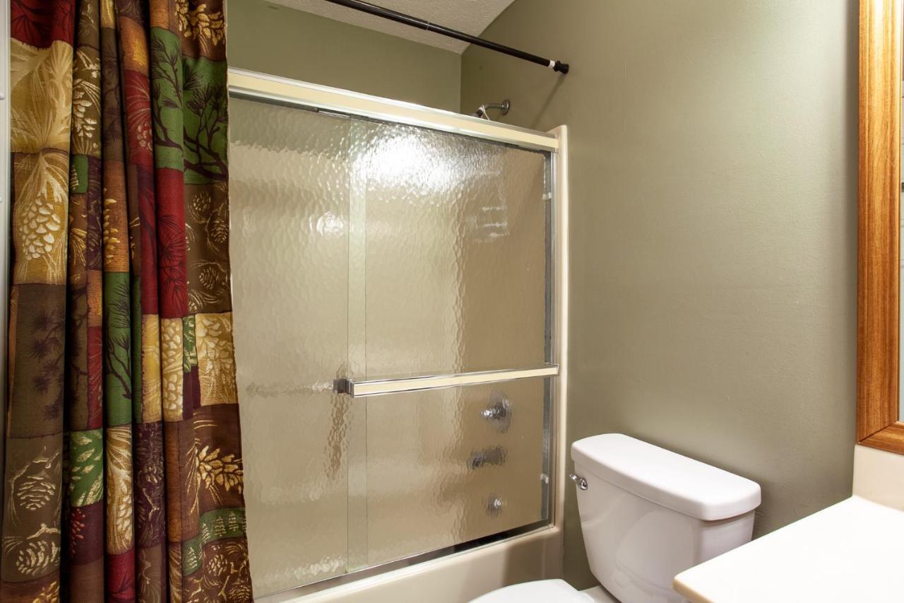 Ole Smoky Bnb - Game Room, Hot Tub, Mtn Views! Pigeon Forge Exteriér fotografie