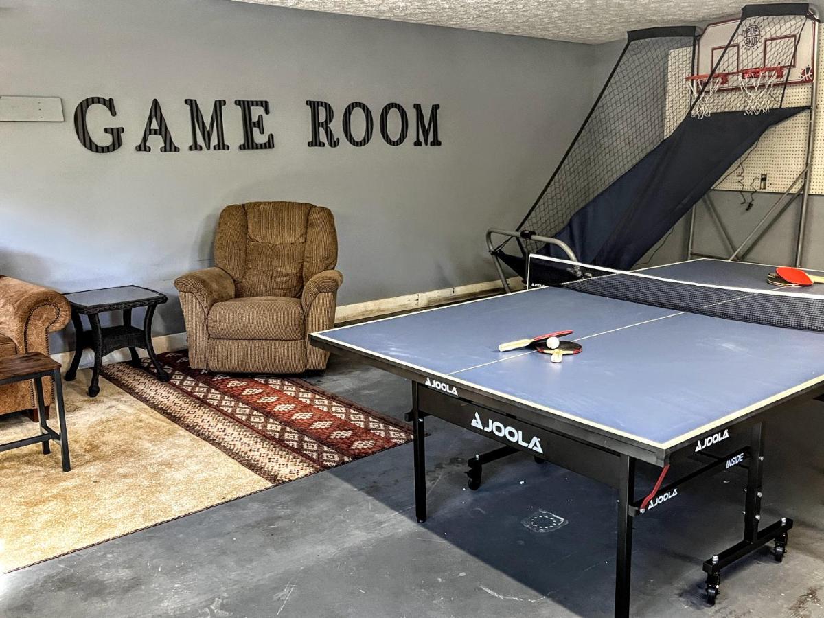 Ole Smoky Bnb - Game Room, Hot Tub, Mtn Views! Pigeon Forge Exteriér fotografie
