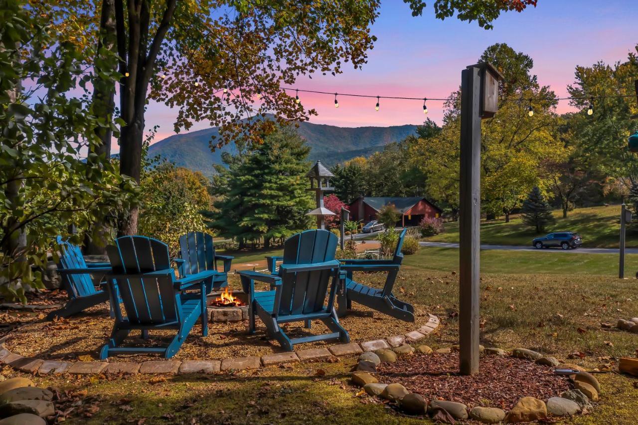 Ole Smoky Bnb - Game Room, Hot Tub, Mtn Views! Pigeon Forge Exteriér fotografie