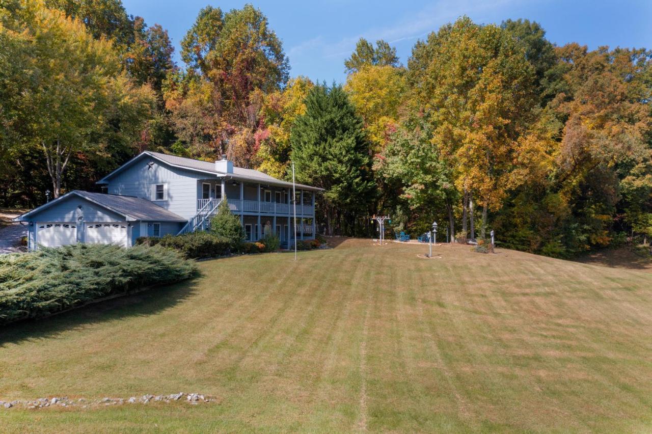 Ole Smoky Bnb - Game Room, Hot Tub, Mtn Views! Pigeon Forge Exteriér fotografie